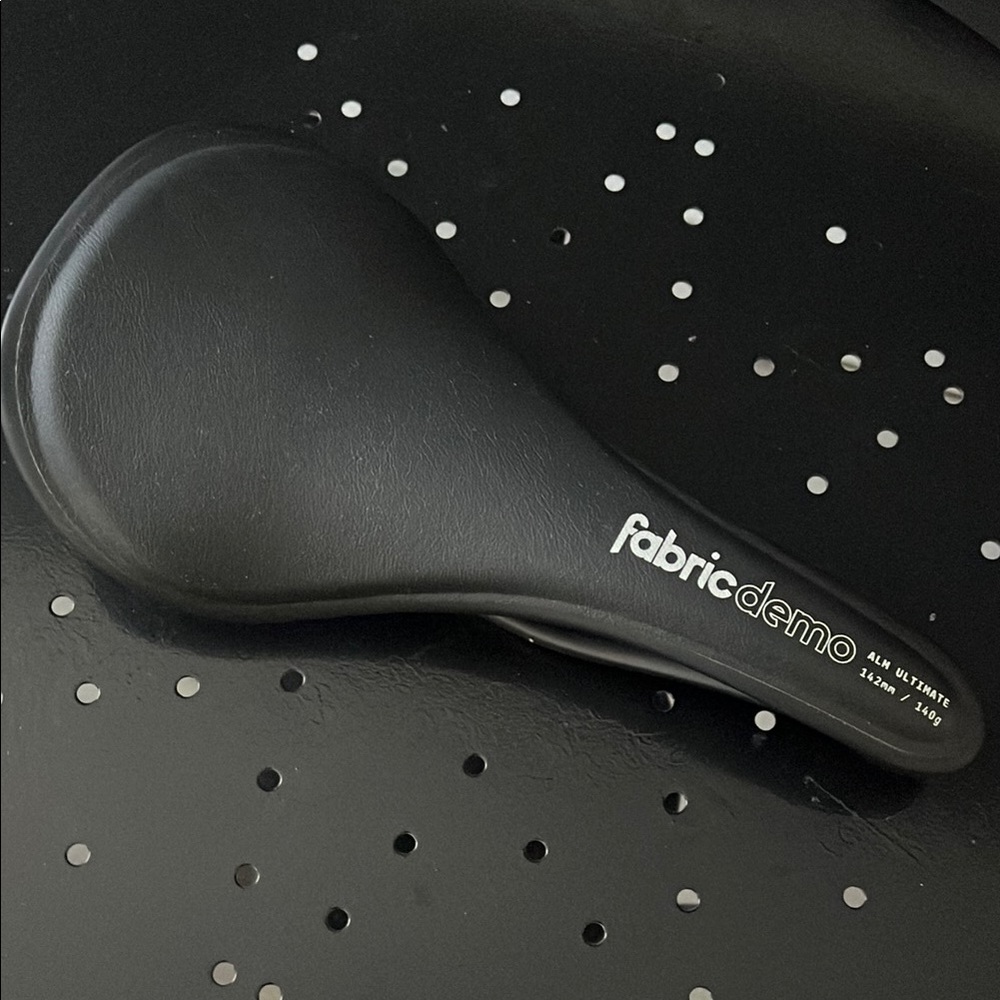 Fabric Demo Black Carbon Bike Saddle (142mm, 140g)